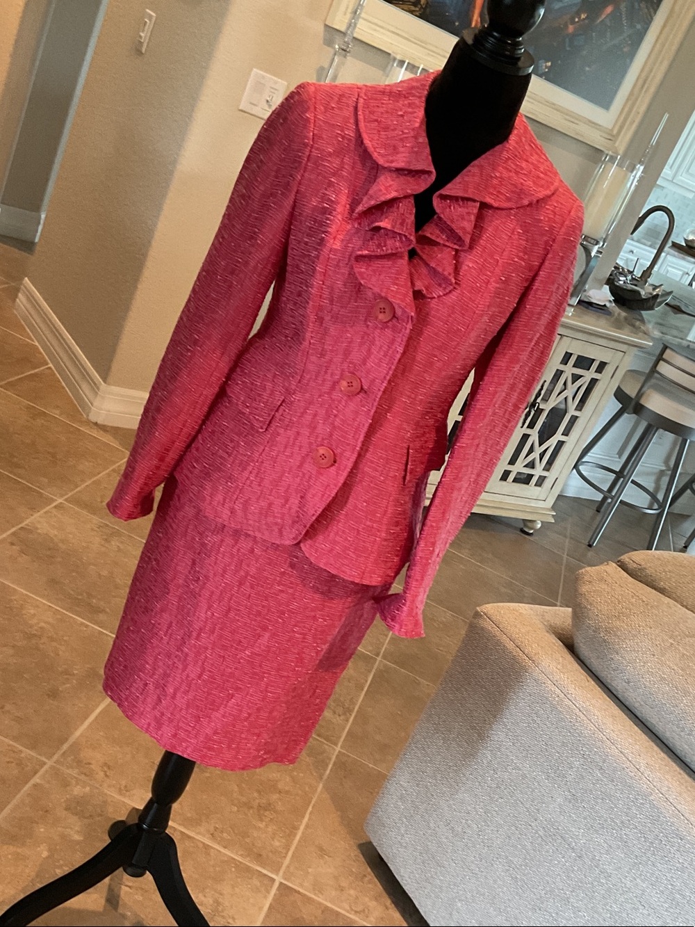 Lafayette 148 NY skirt and jacket, pink, ruffle collar, size 4
